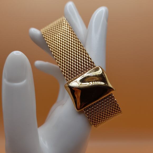 Vintage Wide Mesh Bangle Bracelet, No Clasp, 80s Vintage Jewelry - Picture 4 of 8